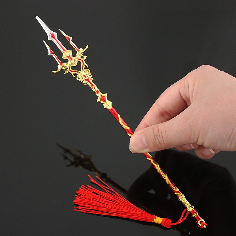 Red and Gold Chaos Spear Mini  - огляд і ціна Cosplay Prop Sword